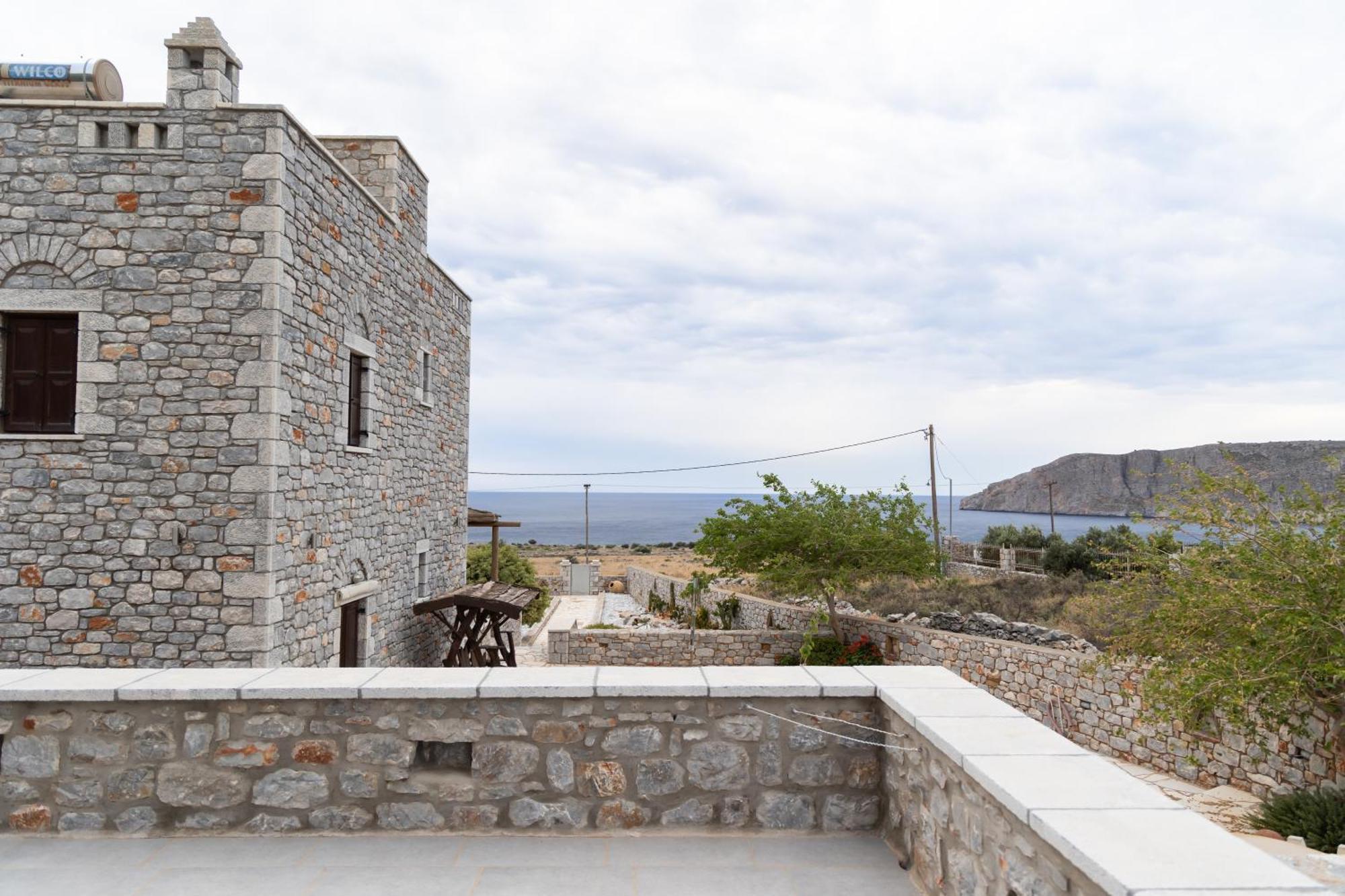 Armenopetra View Gerolimenas Aparthotel Agios Nikolaos  Exterior photo