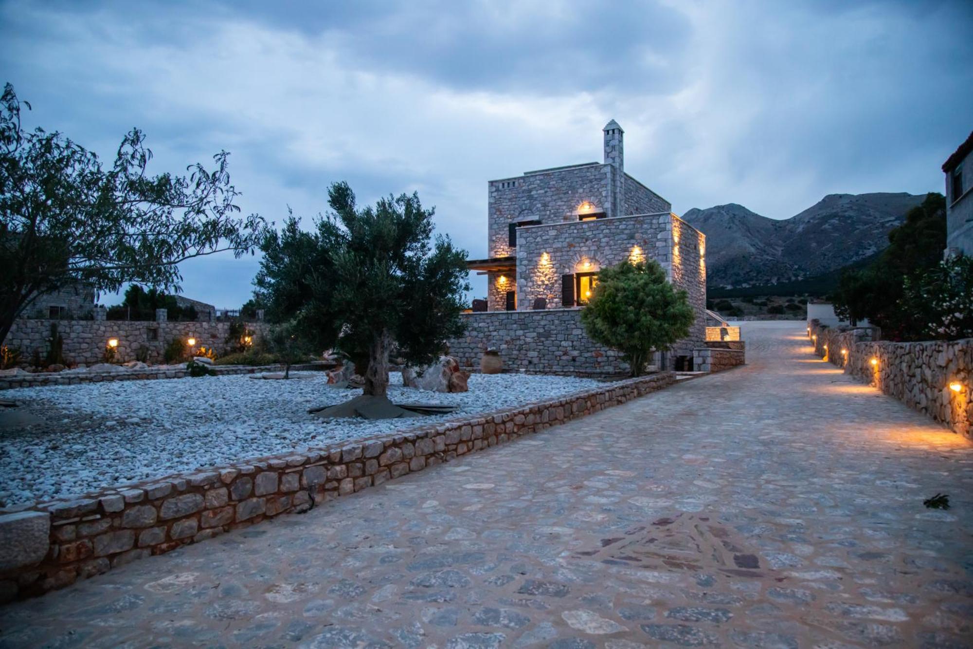 Armenopetra View Gerolimenas Aparthotel Agios Nikolaos  Exterior photo